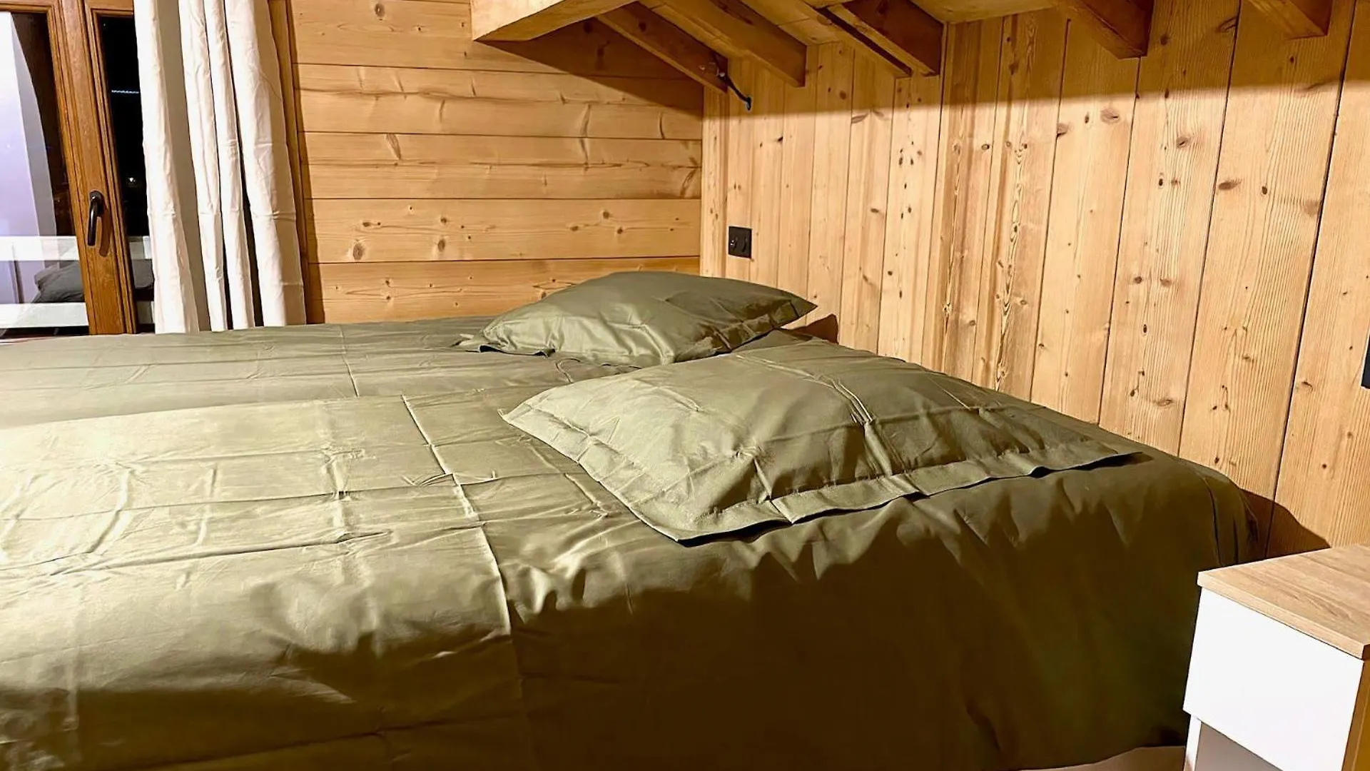 Chalet Renove, 10 Personnes, 5 Chambres - Ch14 Beaufort  France